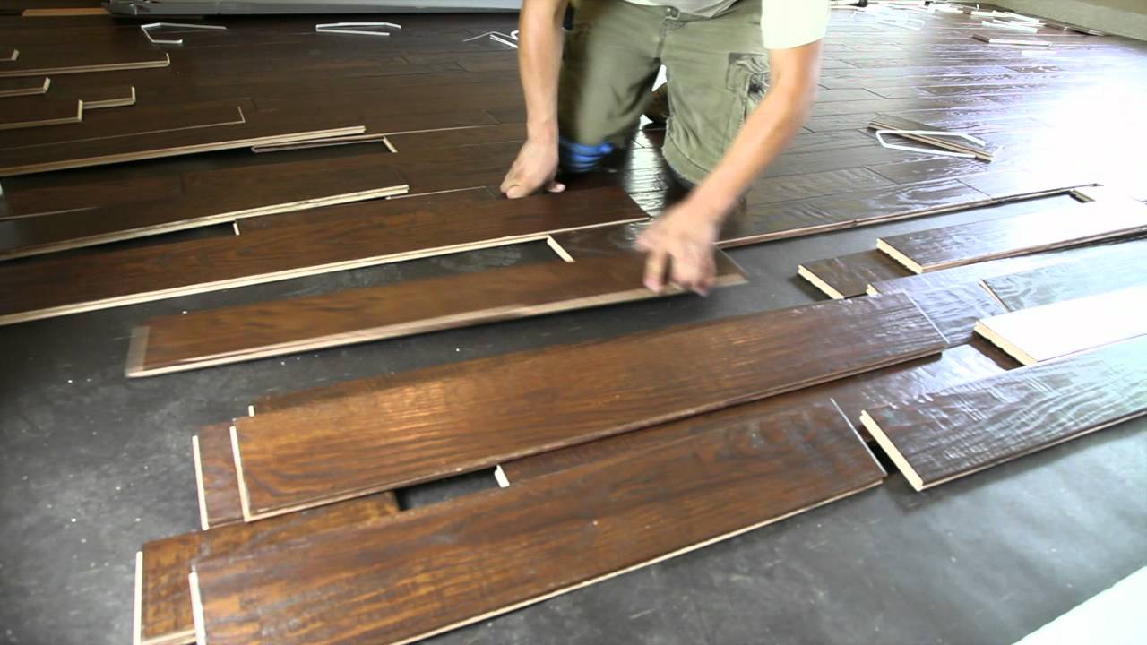 cara mengelem lantai kayu