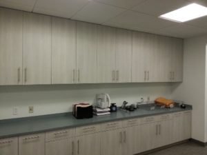 kabinet dapur hpl
