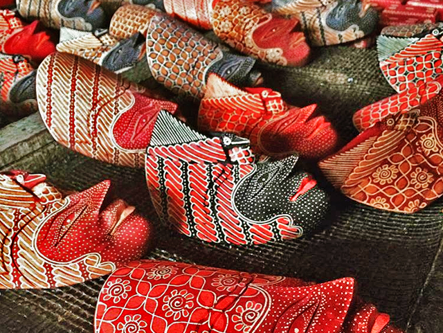 Mengenal Kerajinan Batik Kayu Krebet: Tatkala Batik Bermediakan Kayu