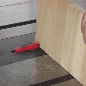 memotong finger joint