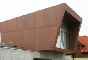 tembok hpl luar eksterior